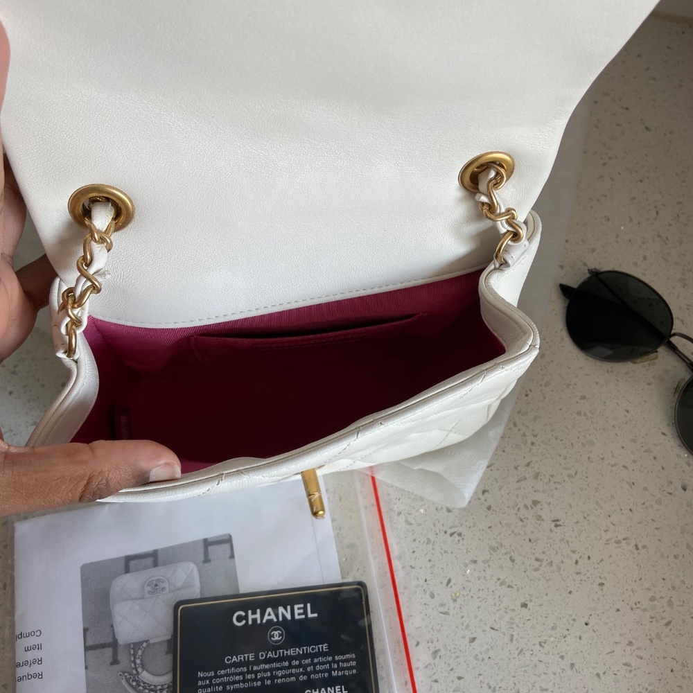 Chanel In The Loop - image 6